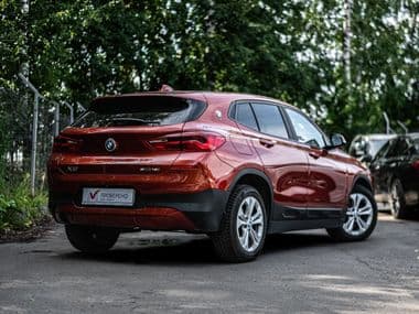 BMW X2 2018 года, 109 739 км - вид 2
