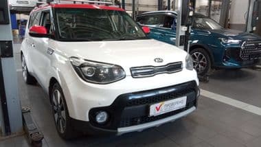 KIA Soul 2018 года, 129 574 км - вид 2