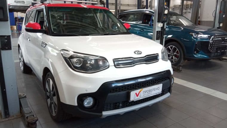 KIA Soul 2018 года, 129 574 км - вид 2