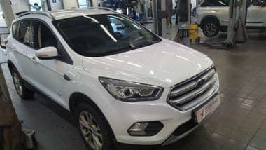 Ford Kuga 2018 года, 163 847 км - вид 2
