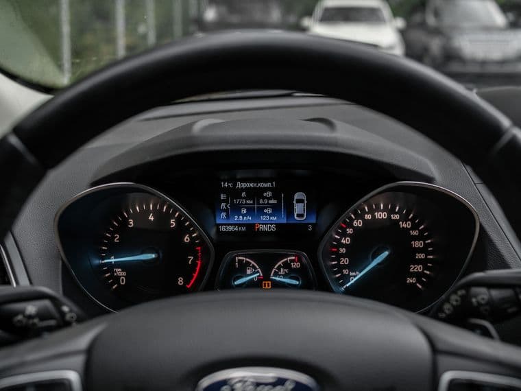 Ford Kuga, 2018 - вид 4