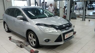 Ford Focus 2012 года, 277 000 км - вид 2