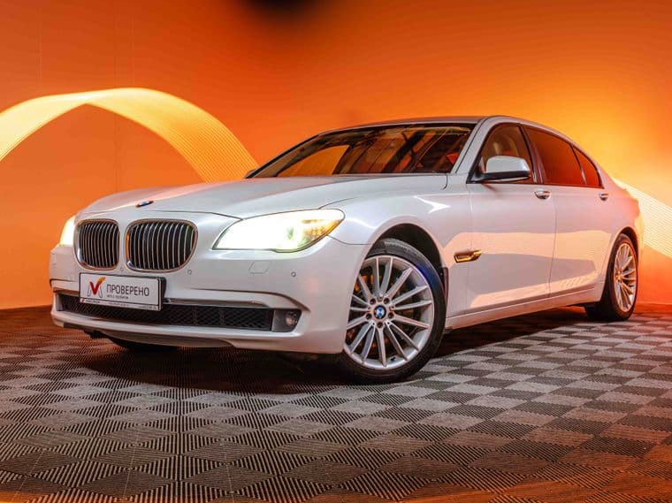 BMW 7 серия, 2012