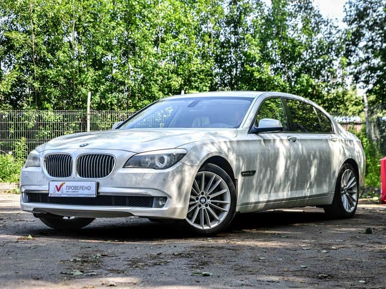 BMW 7 серия, 2012