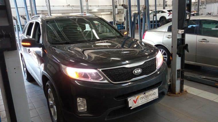 KIA Sorento 2015 года, 226 710 км - вид 2