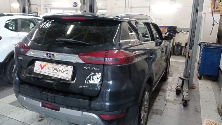 Geely Atlas, 2018 - вид 2