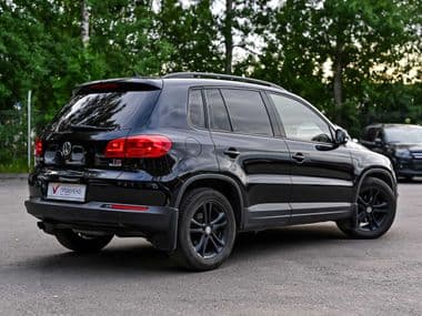 Volkswagen Tiguan 2015 года, 188 242 км - вид 2