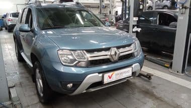 Renault Duster 2016 года, 150 354 км - вид 2
