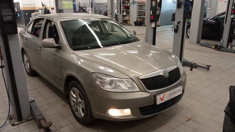Skoda Octavia 2011 года, 231 608 км - вид 2