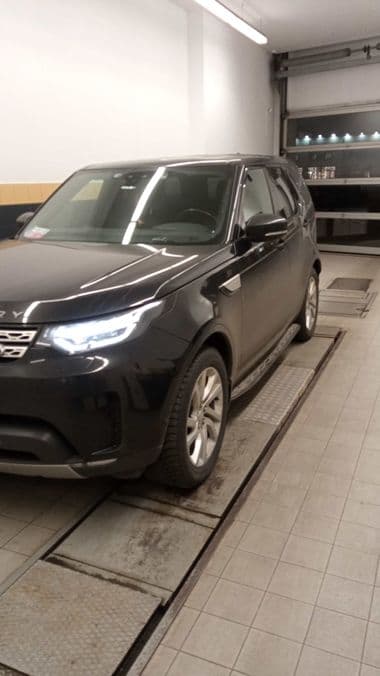 Land Rover Discovery 2020 года, 161 559 км - вид 1