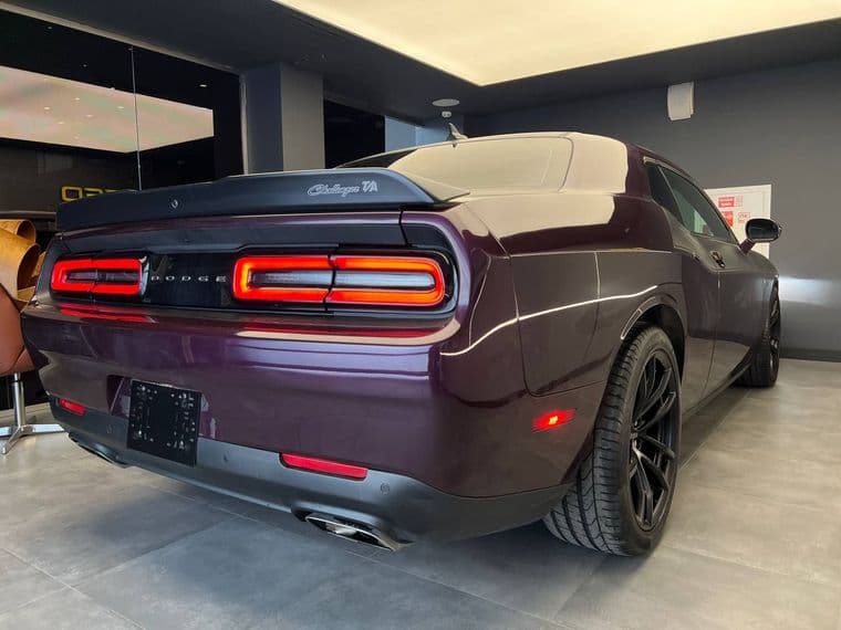 Dodge Challenger SRT, 2022 - вид 2