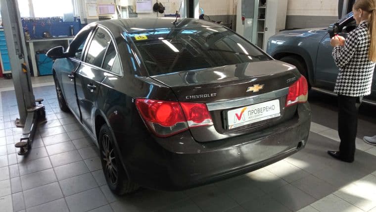 Chevrolet Cruze, 2014 - вид 3