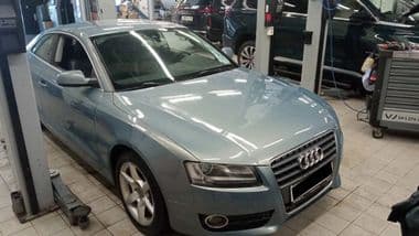 Audi A5 2009 года, 173 299 км - вид 2