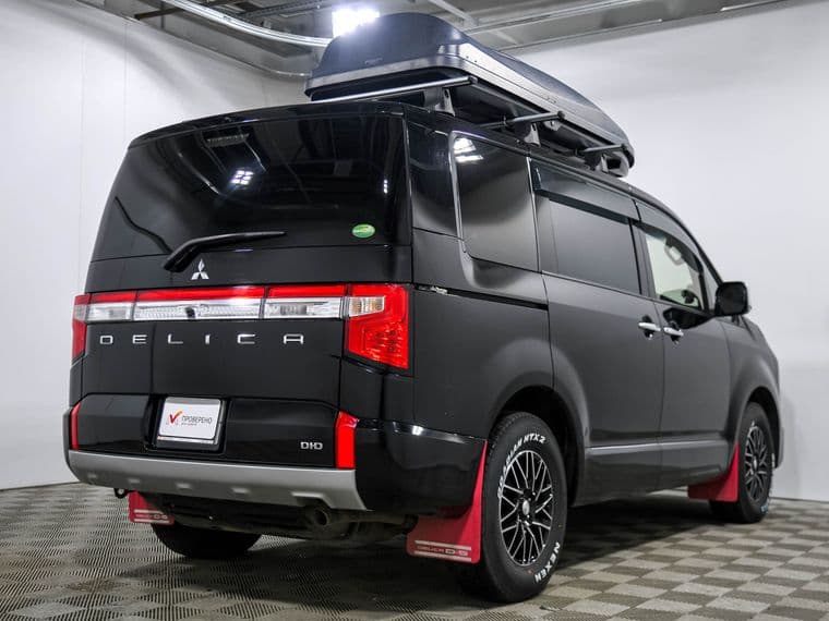 Mitsubishi Delica D5, 2019 - вид 3