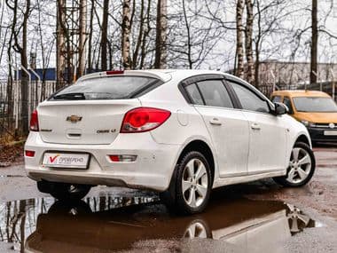 Chevrolet Cruze 2012 года, 171 017 км - вид 2