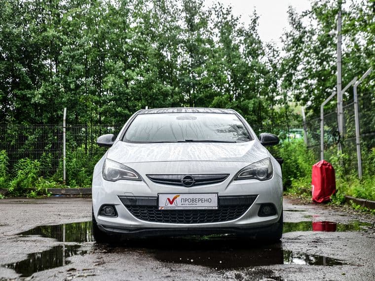 Opel Astra GTC, 2012 - вид 1