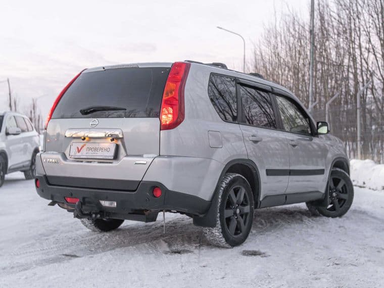 Nissan X-Trail 2010 года, 170 000 км - вид 2