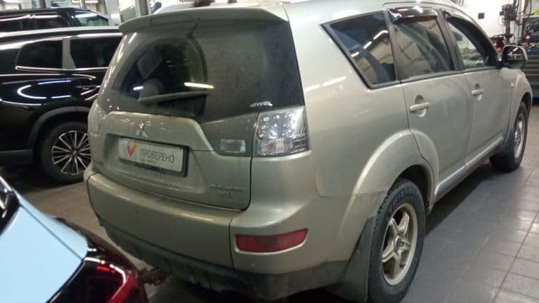 Mitsubishi Outlander, 2008 - вид 2
