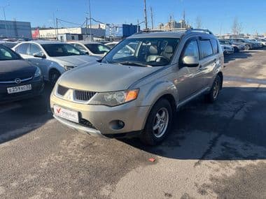 Mitsubishi Outlander 2008 года, 318 732 км - вид 1