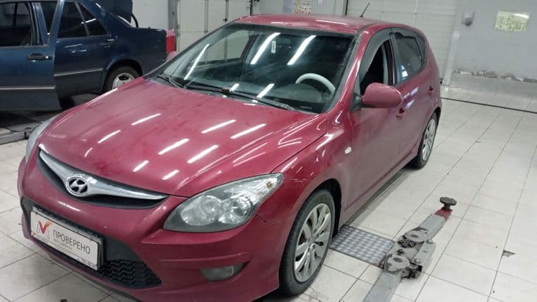 Hyundai i30, 2011