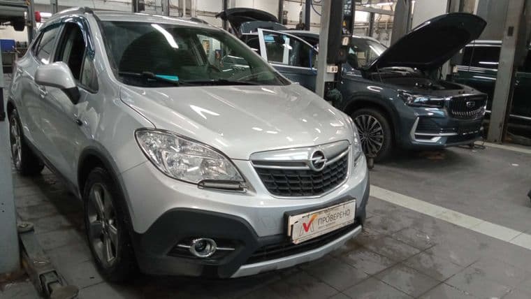 Opel Mokka 2014 года, 77 171 км - вид 2