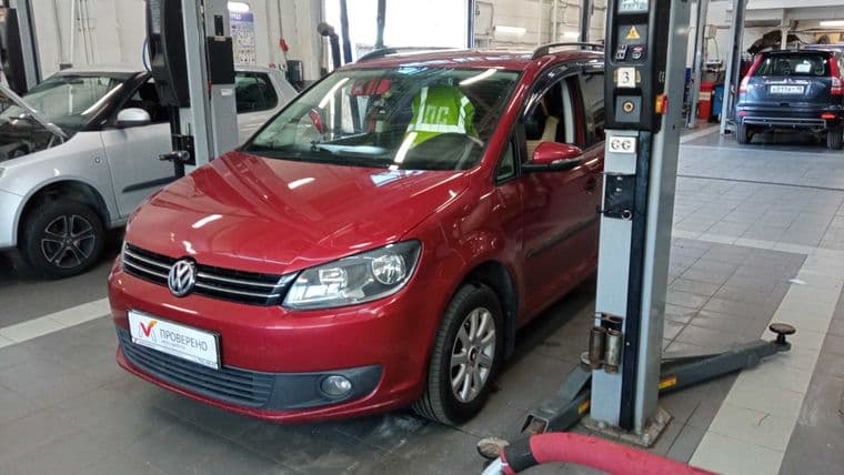 Volkswagen Touran, 2010