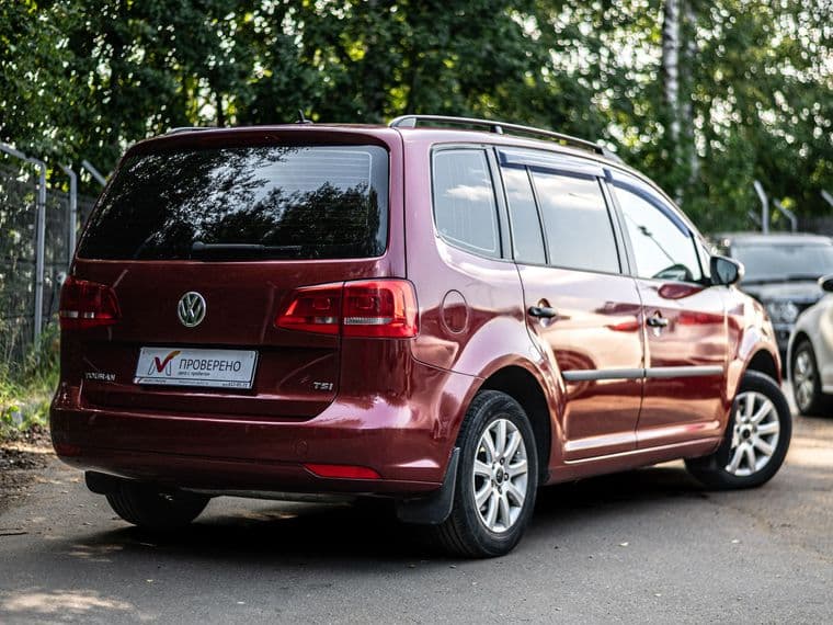 Volkswagen Touran, 2010 - вид 1