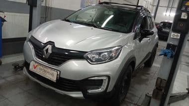 Renault Kaptur 2018 года, 87 476 км - вид 1
