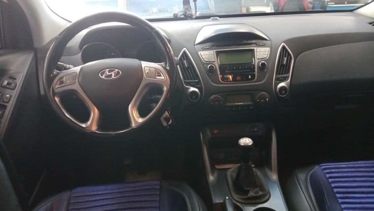 Hyundai ix35, 2011 - вид 3