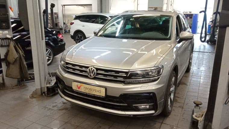Volkswagen Tiguan, 2020