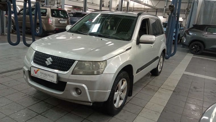 Suzuki Grand Vitara, 2011