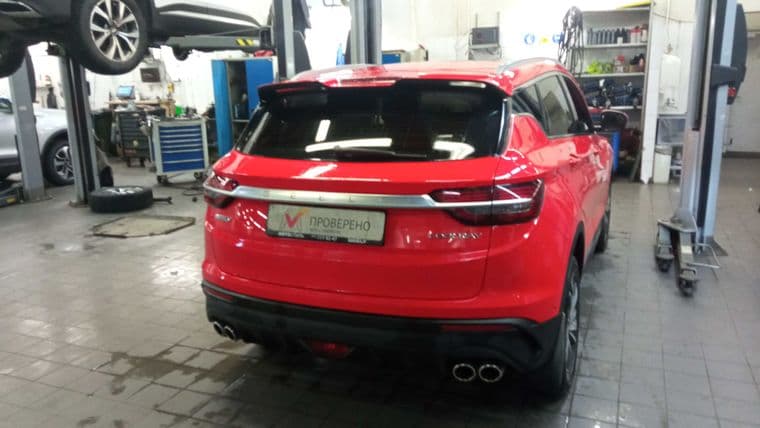 Geely Coolray, 2020 - вид 3