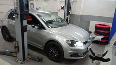 Volkswagen Golf 2013 года, 150 027 км - вид 2