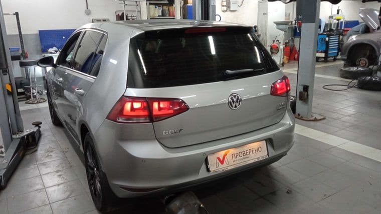 Volkswagen Golf, 2013 - вид 3