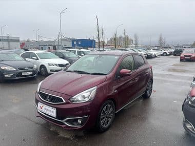 Mitsubishi Mirage 2018 года, 97 145 км - вид 1