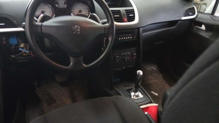 Peugeot 207, 2010 - вид 4