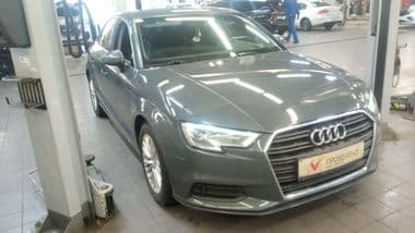 Audi A3 2018 года, 98 563 км - вид 2