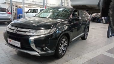 Mitsubishi Outlander 2017 года, 221 717 км - вид 1