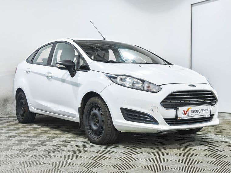 Ford Fiesta, 2015 - вид 3