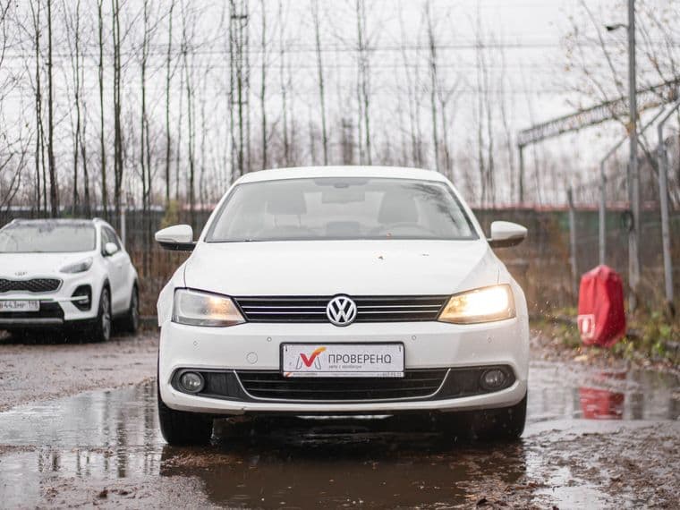 Volkswagen Jetta, 2012 - вид 2