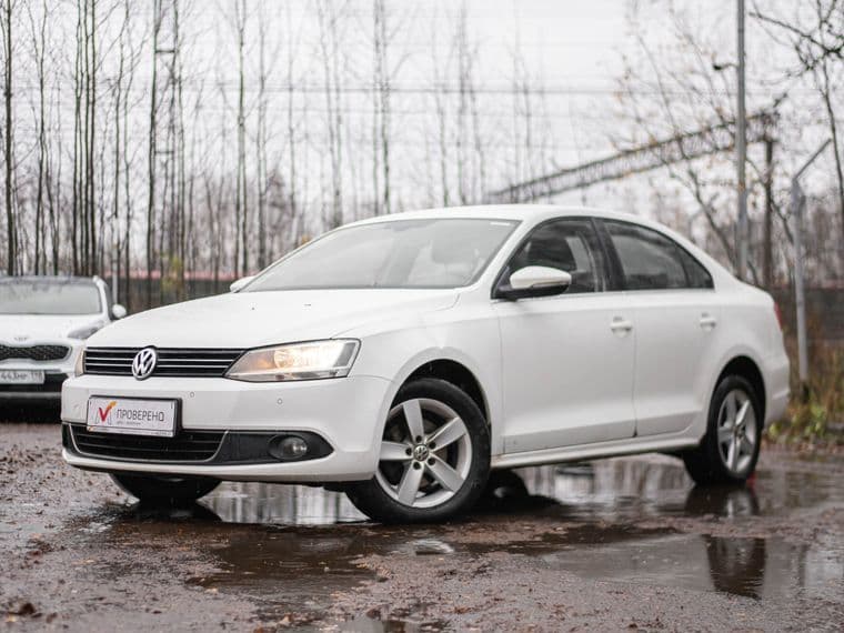 Volkswagen Jetta, 2012