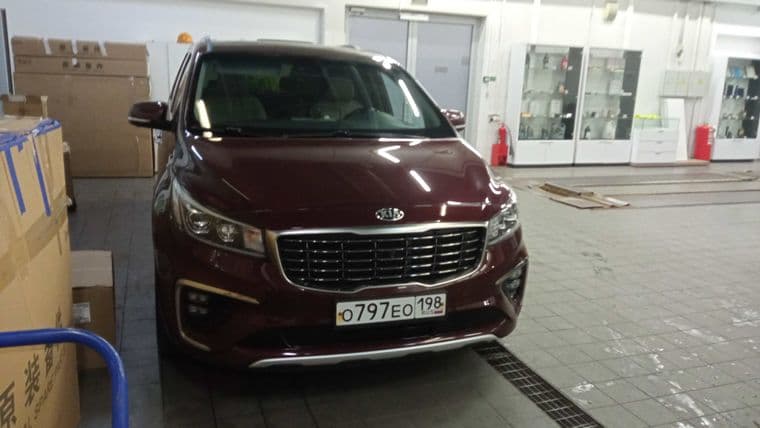 KIA Carnival 2019 года, 89 956 км - вид 1