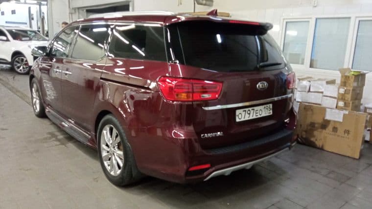Kia Carnival, 2019 - вид 3