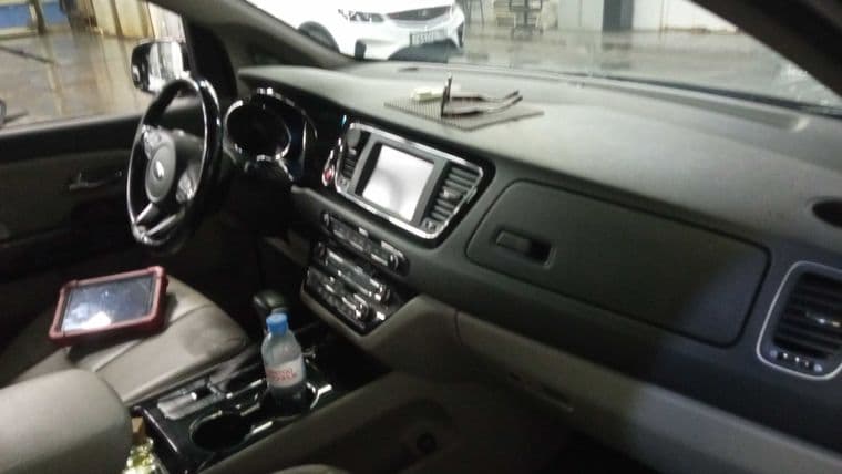 Kia Carnival, 2019 - вид 4