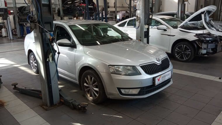 Skoda Octavia 2017 года, 215 446 км - вид 2