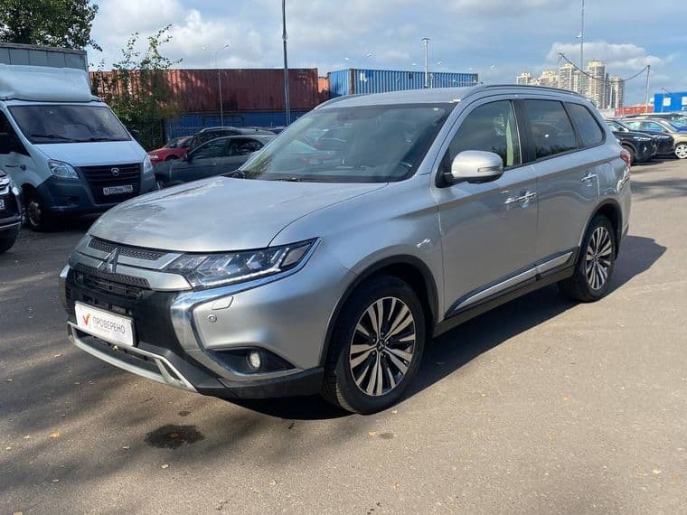 Mitsubishi Outlander, 2019