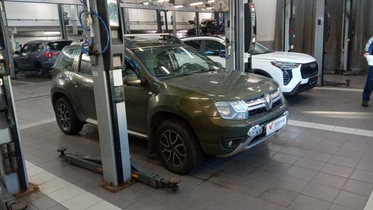 Renault Duster 2015 года, 184 521 км | VIN 31282 - вид 2