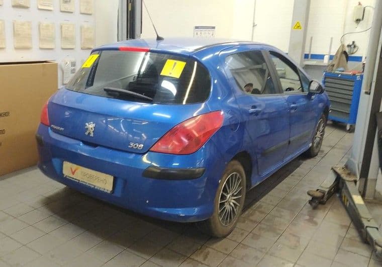 Peugeot 308, 2010 - вид 4