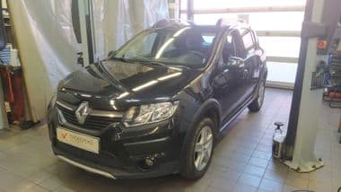 Renault Sandero Stepway 2015 года, 53 754 км - вид 1