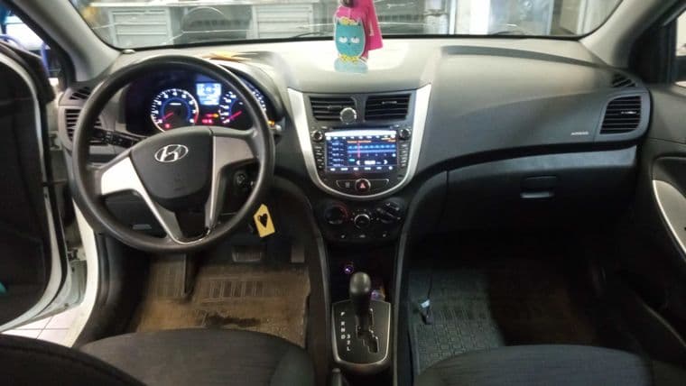 Hyundai Solaris, 2015 - вид 4